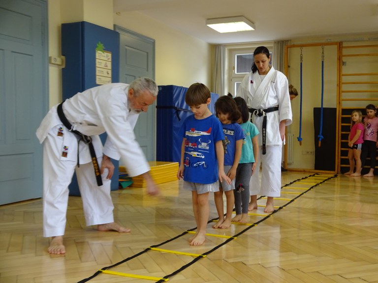 Karate (2).JPG